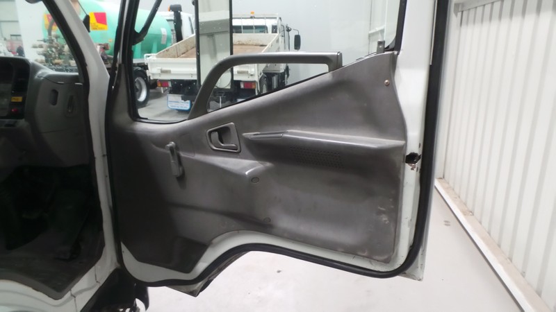 2002 MITSUBISHI CANTER Canter Truck