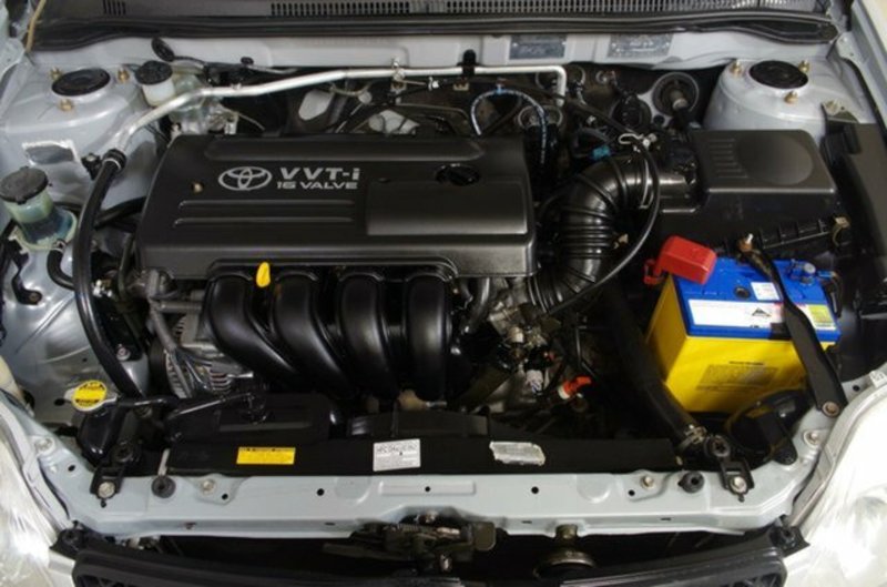 2004 TOYOTA COROLLA TTR LE ZZE122R