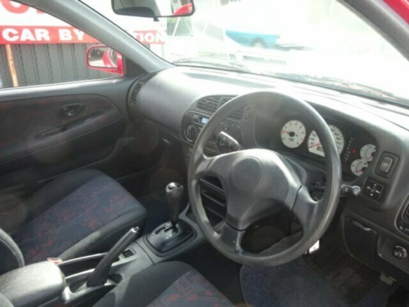 2000 MITSUBISHI LANCER MR CE