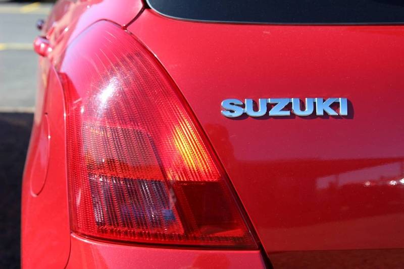 2005 SUZUKI SWIFT EZ