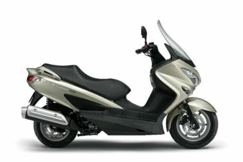 2016 SUZUKI UH200