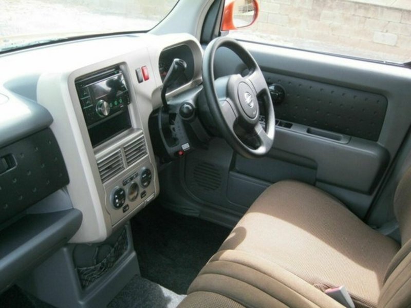 2003 NISSAN CUBE Z11