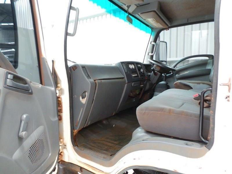 2011 ISUZU NPS300 4X4 SERVICE TRAY TRUCK