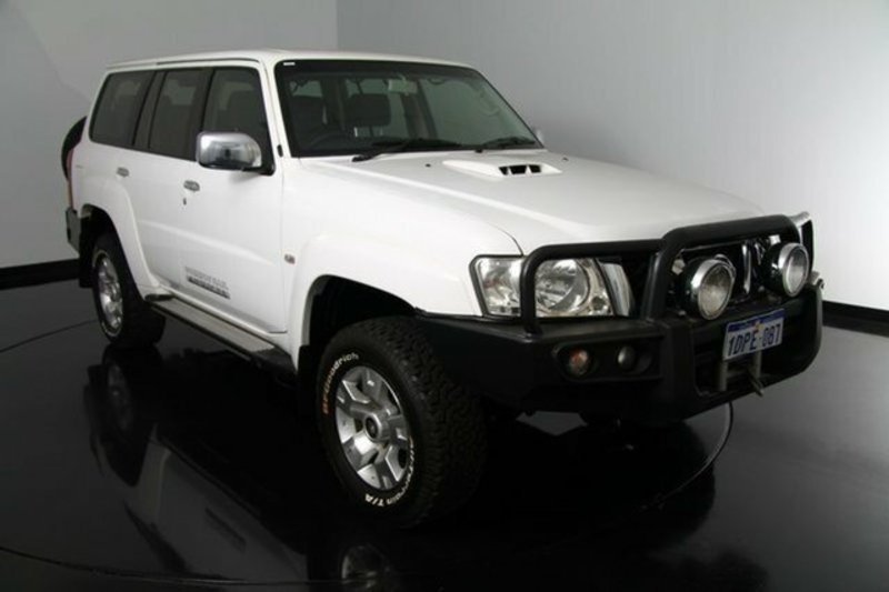 2011 NISSAN PATROL ST (4x4) GU VII