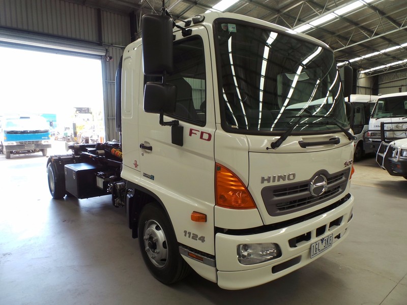 2016 HINO FD 1124-500 Series FD 1124-500 Series Truck