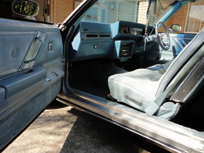 1978 OLDSMOBILE CUTLASS BROUGHAM
