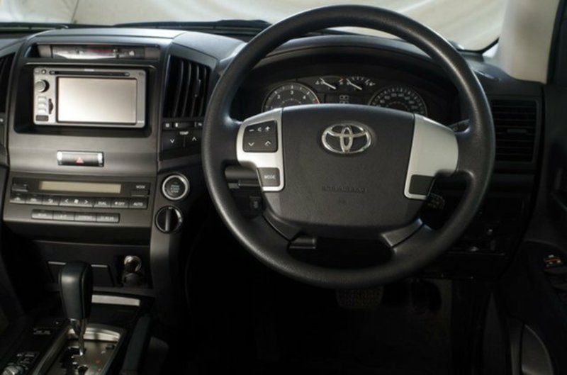 2014 TOYOTA LANDCRUISER GXL (4x4) VDJ200R MY13