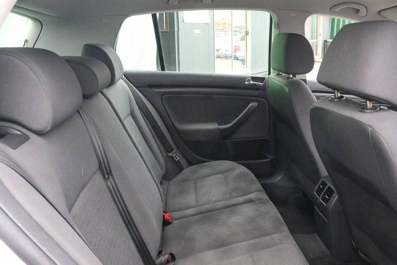 2004 VOLKSWAGEN GOLF 1.6 COMFORTLINE 1K