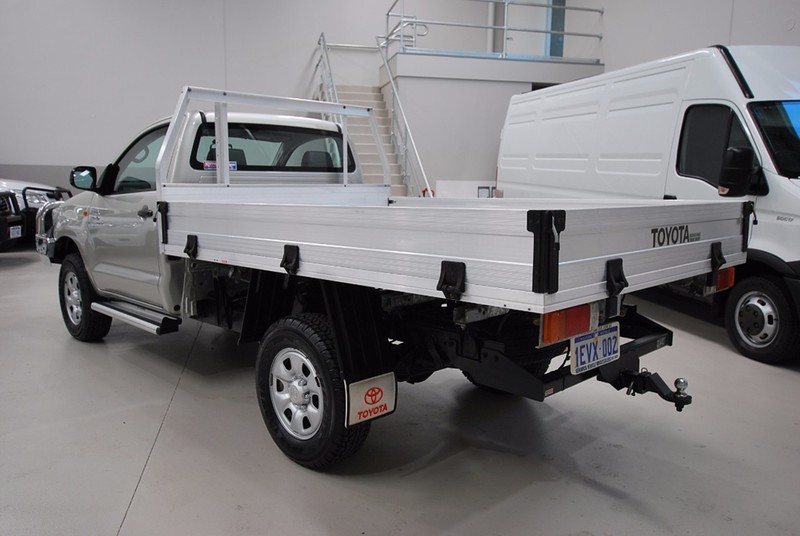 2012 TOYOTA HILUX WORKMATE KUN26R
