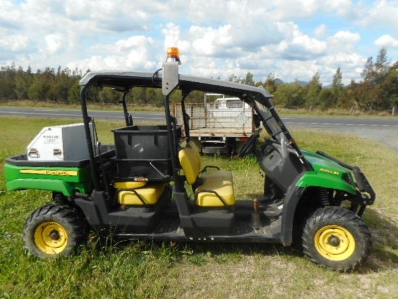 2012 JOHN DEERE GATOR XUV550 GATOR XUV550 All Terrain Vehicle