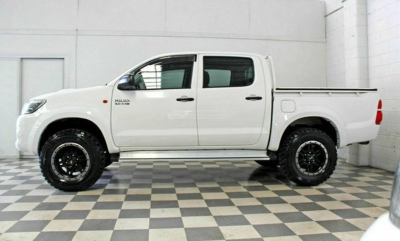 2012 TOYOTA HILUX SR (4x4) KUN26R MY12