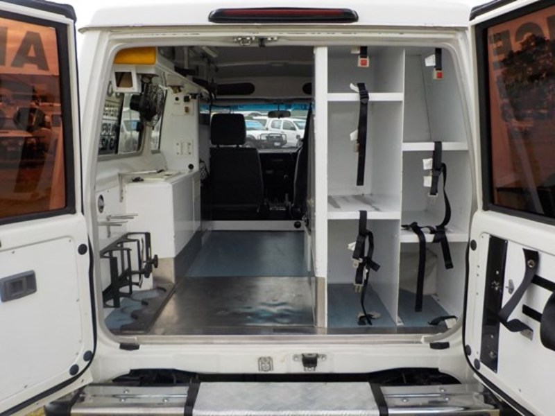 2006 TOYOTA LANDCRUISER RV TROOPCARRIER HDJ78R