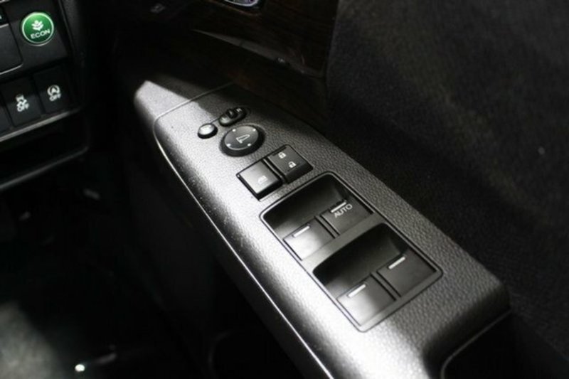 2014 HONDA ODYSSEY VTi RC