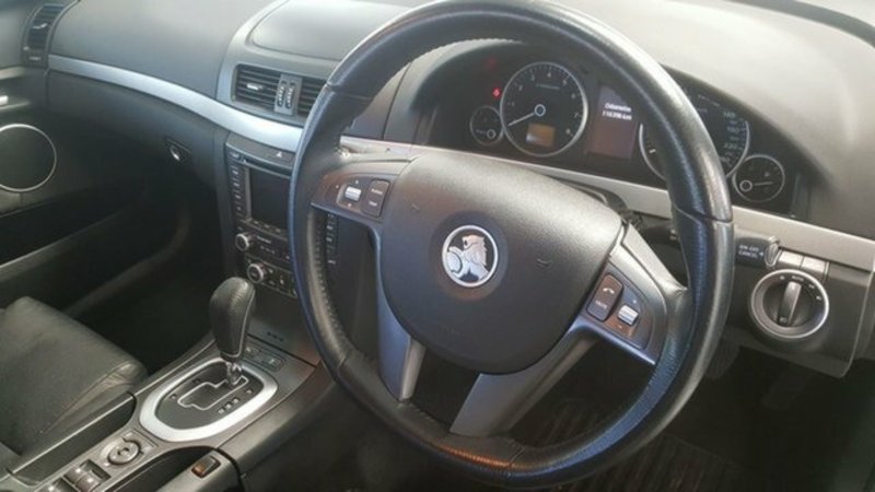 2010 HOLDEN CALAIS V VE MY10