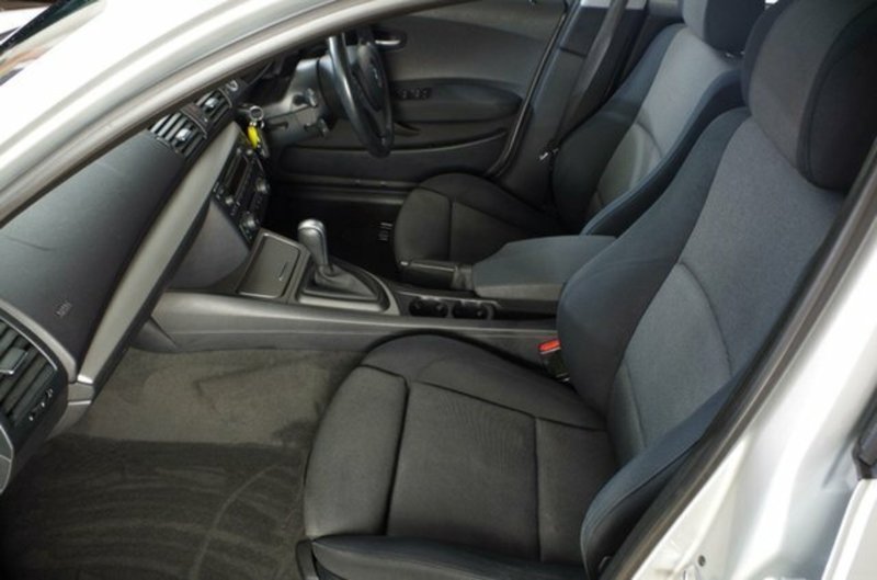2005 BMW 120I E87