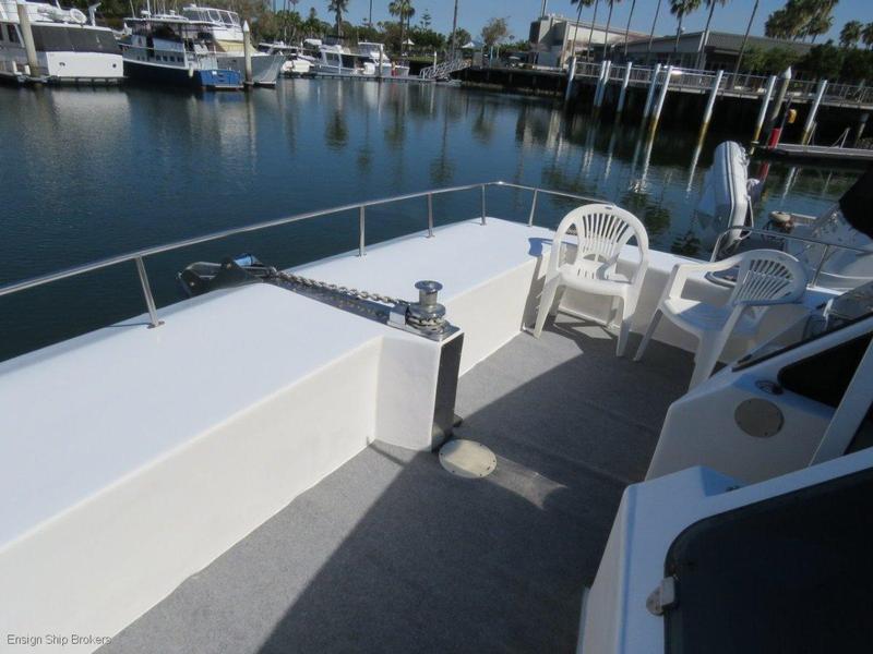 Explorer 40 Powercat