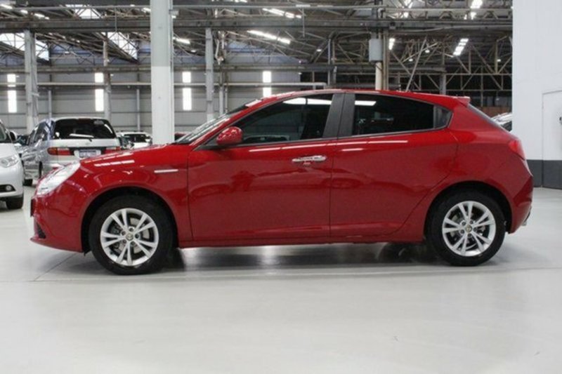 2015 ALFA ROMEO GIULIETTA PROGRESSION MY15