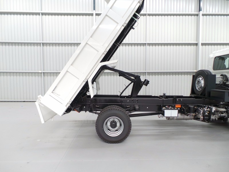 2016 HINO FC 1022-500 Series FC 1022-500 Series Truck