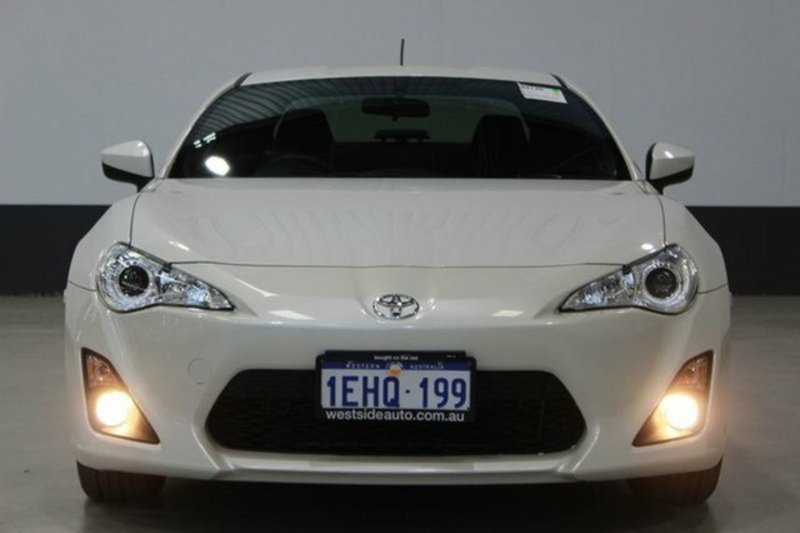 2013 TOYOTA 86 GT ZN6