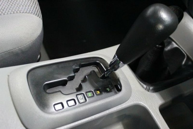 2009 TOYOTA HILUX SR (4x4) KUN26R 08 UPGRADE