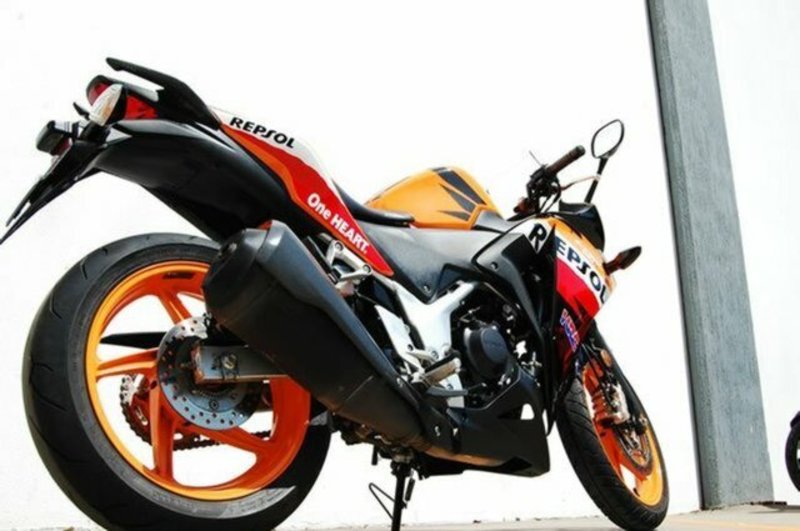 2013 HONDA 250CC CBR250R REPSOL (ABS)