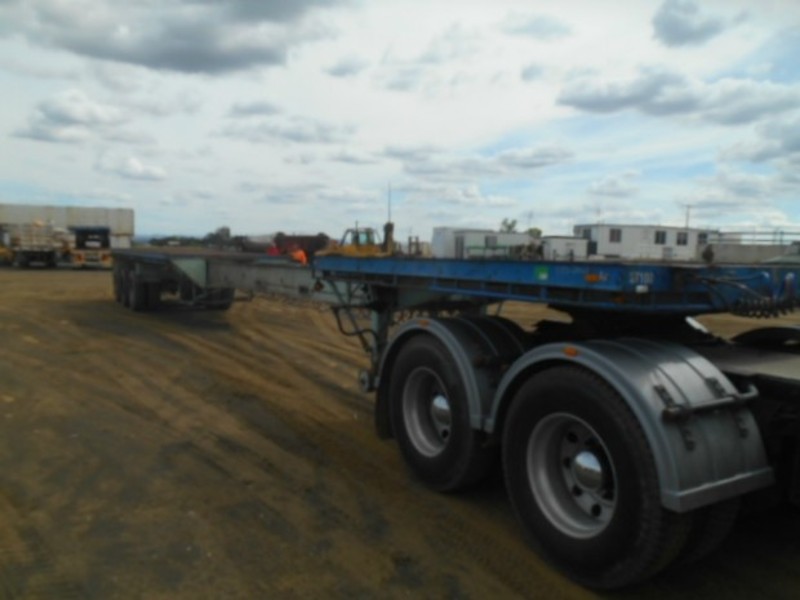 1980 Haulmark Flat top Semi Trailer