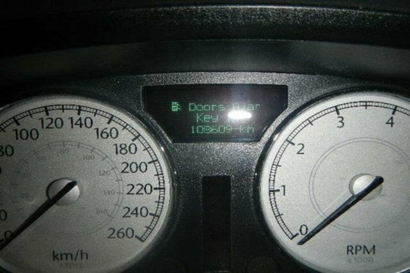 2006 CHRYSLER 300C 5.7 HEMI V8 TOURING LE MY06