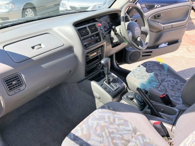 2001 SUZUKI GRAND VITARA JLX "CONVERTIBLE"