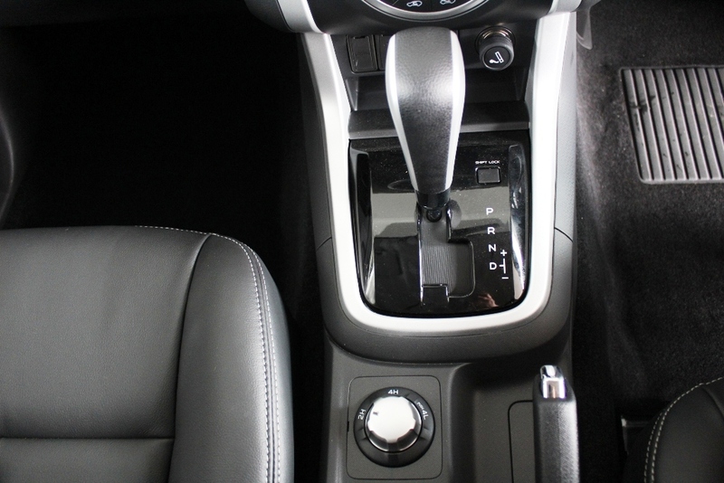 2017 ISUZU MU-X LS-T