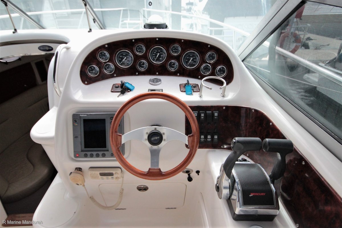2002 SUNRUNNER 3700 ***