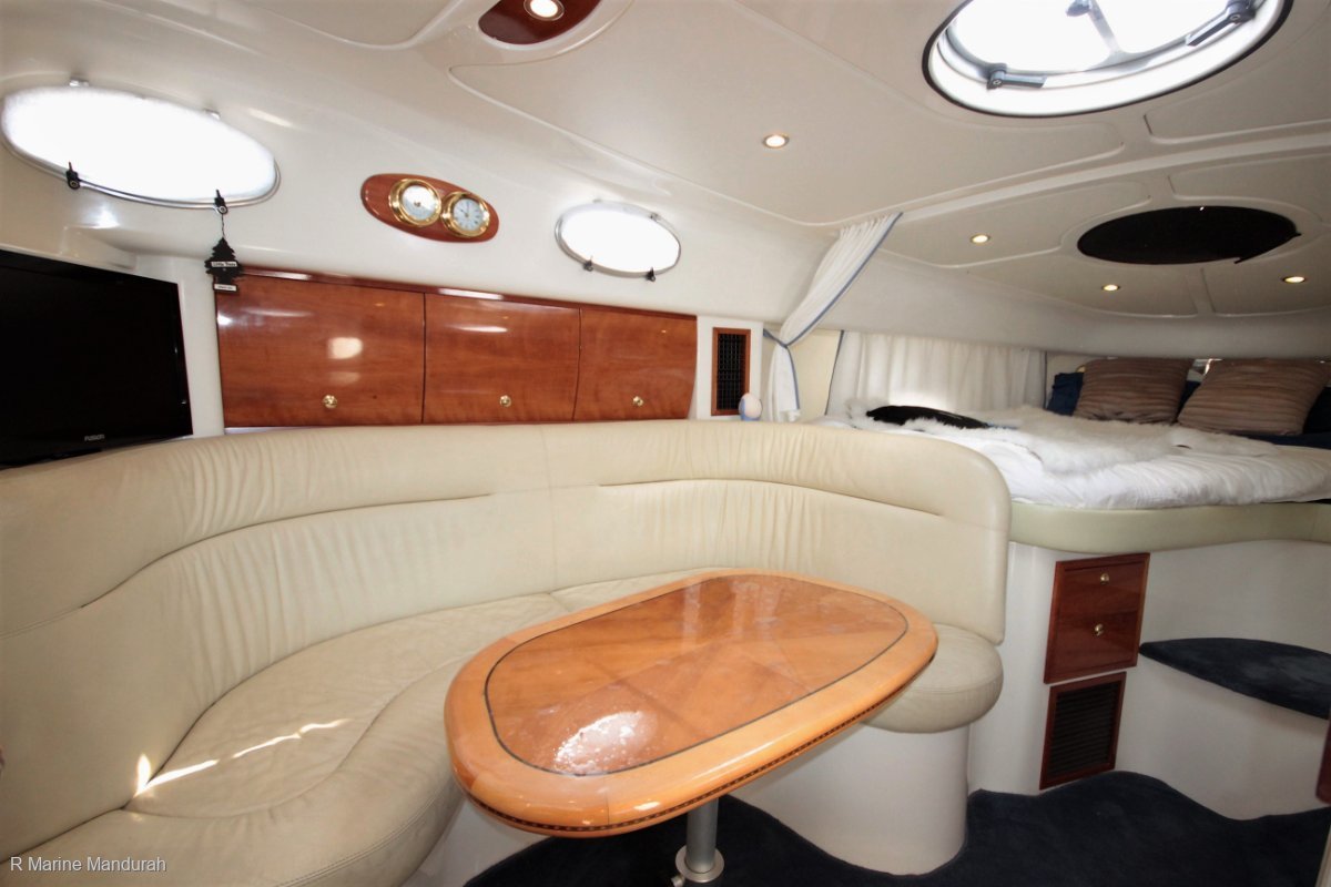 2002 SUNRUNNER 3700 ***