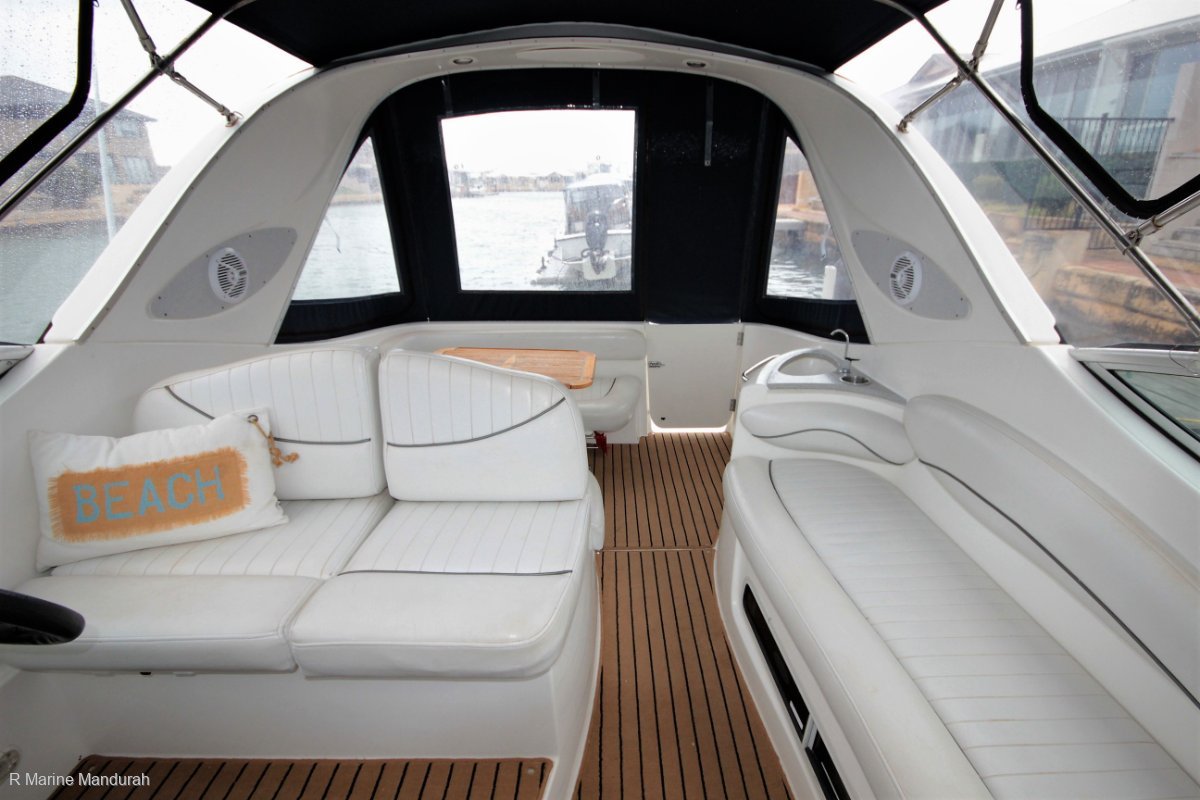 2005 MAXUM 2700 SE CRUISER