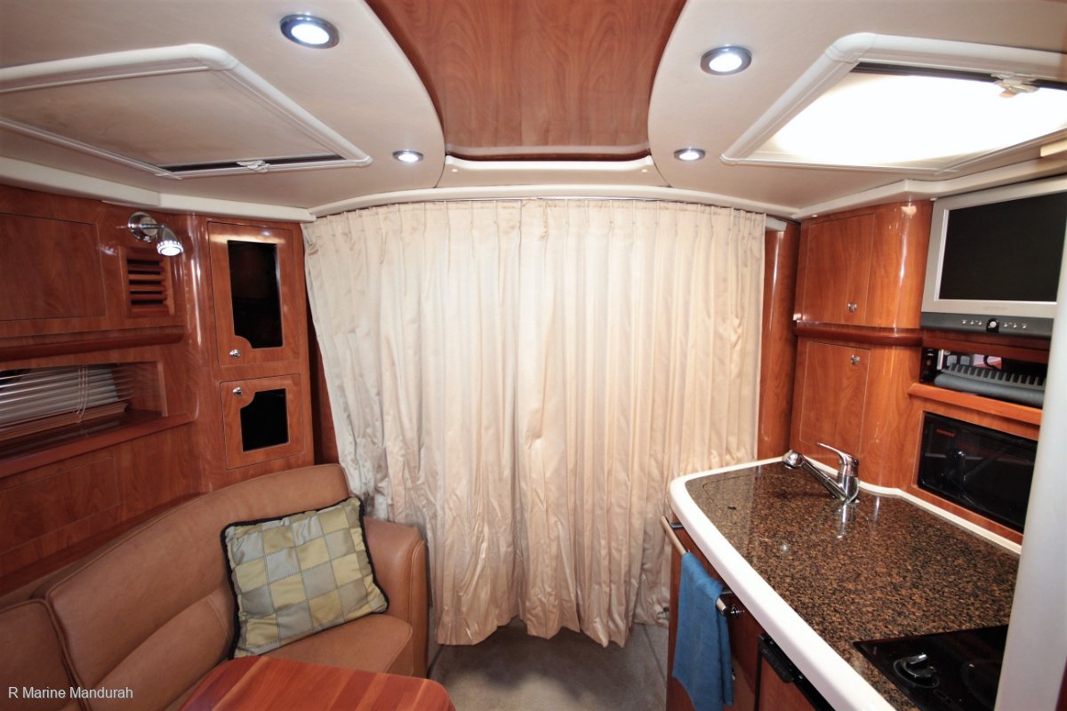 2006 FOUR WINNS VISTA 348 CRUISER