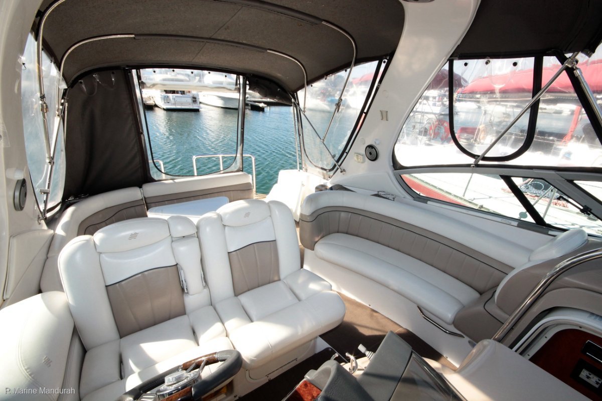 2006 FOUR WINNS VISTA 348 CRUISER