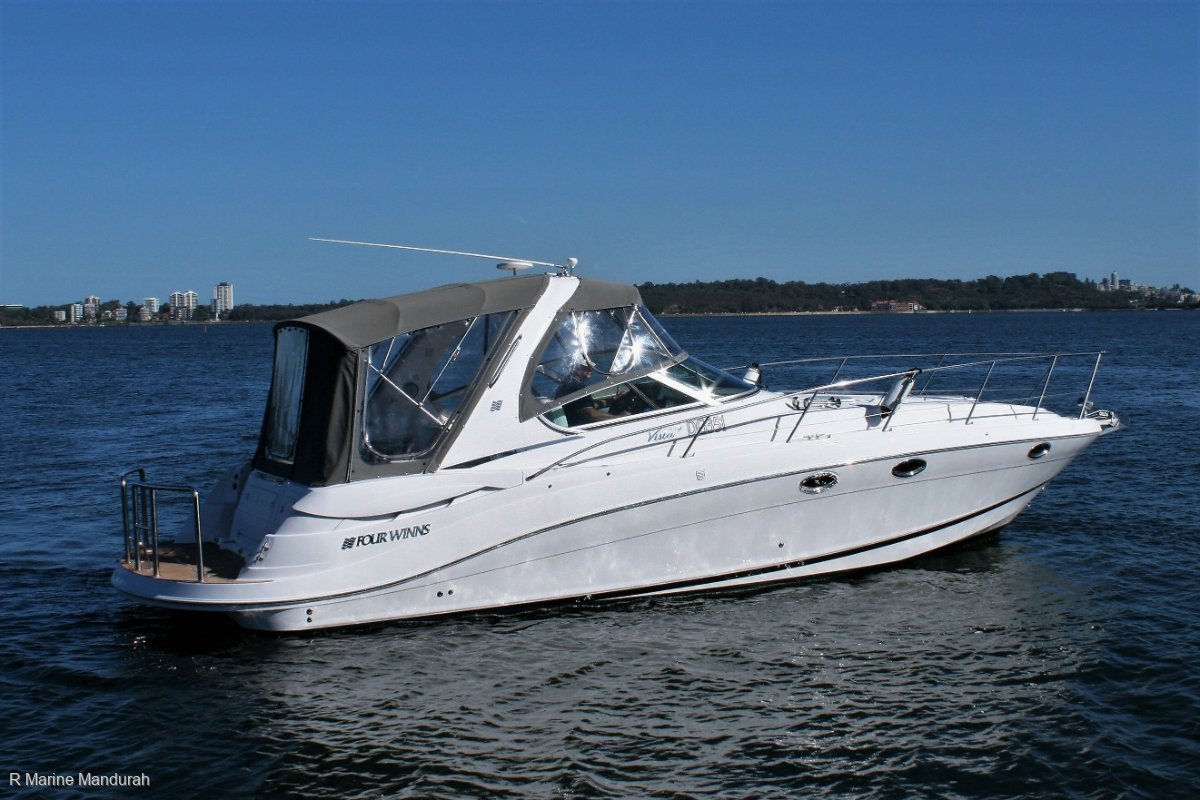 2006 FOUR WINNS 348 VISTA CRUISER