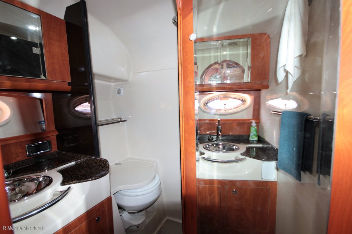 2006 FOUR WINNS 348 VISTA CRUISER
