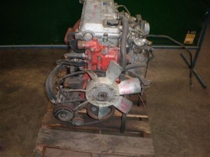 HINO JO5C ENGINE