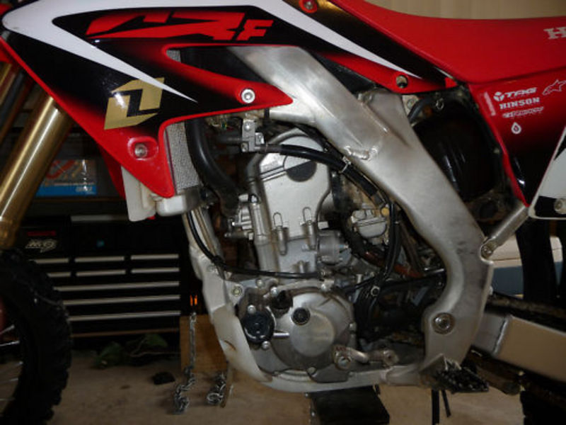 2009 HONDA CR F250R 9