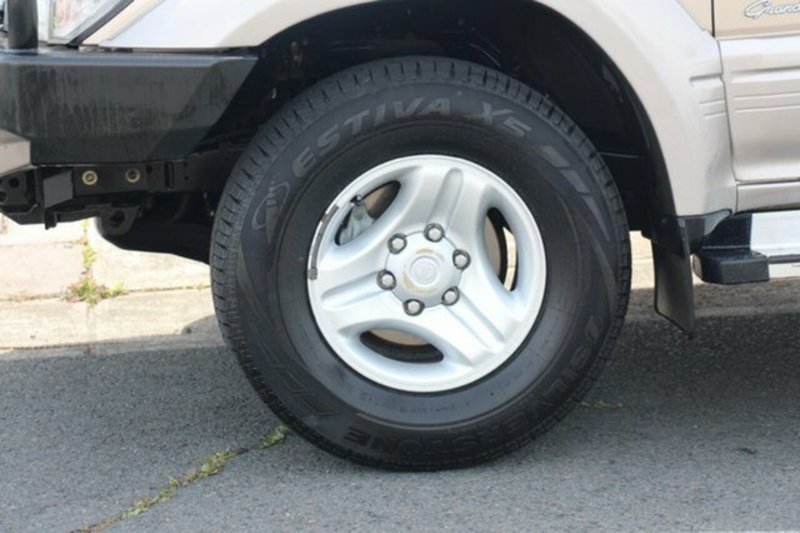 2002 TOYOTA LANDCRUISER PRADO GRANDE (4x4) VZJ95R