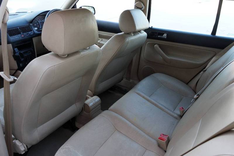 2002 VOLKSWAGEN GOLF GL