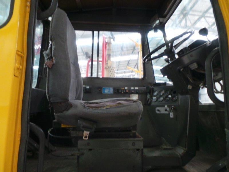 BOLLNAS BT25 Terminal Tractor