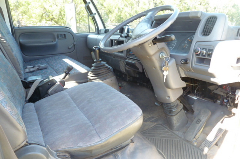 2000 UD