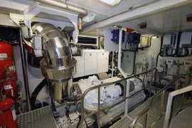 2009 PRINCESS P98 YACHT