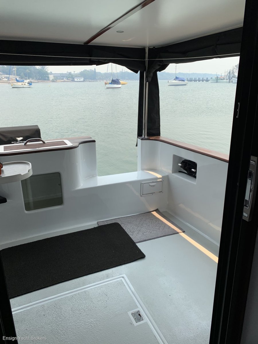 CUSTOM TRAWLER (CONVERTED)