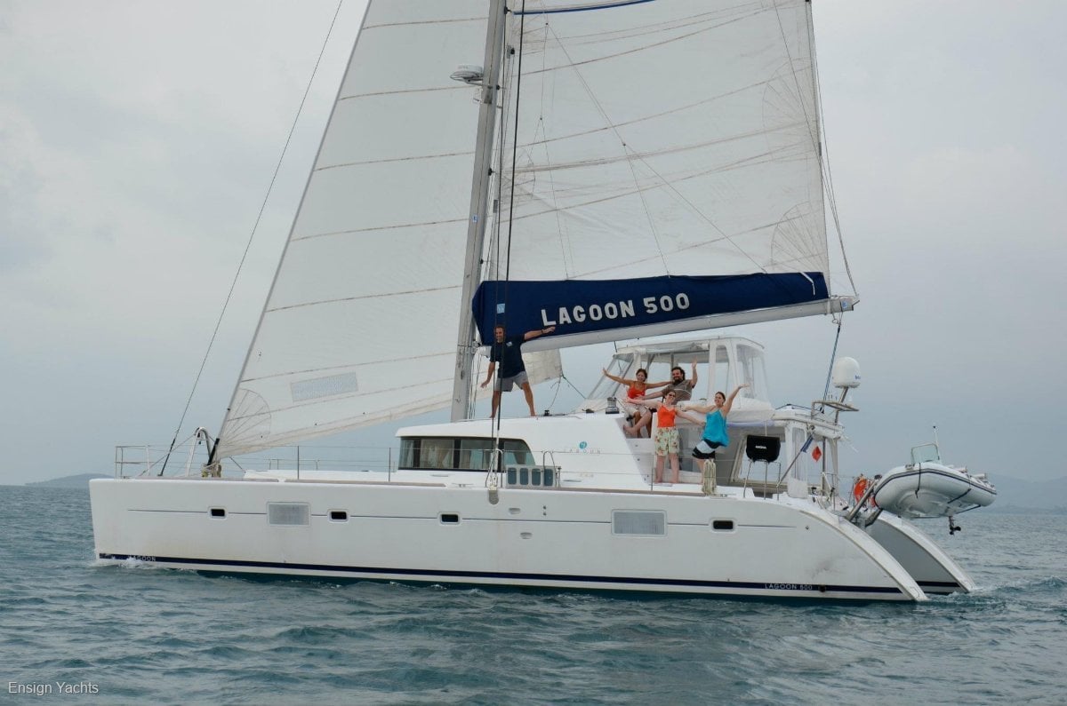 2009 LAGOON 500 CRUISER