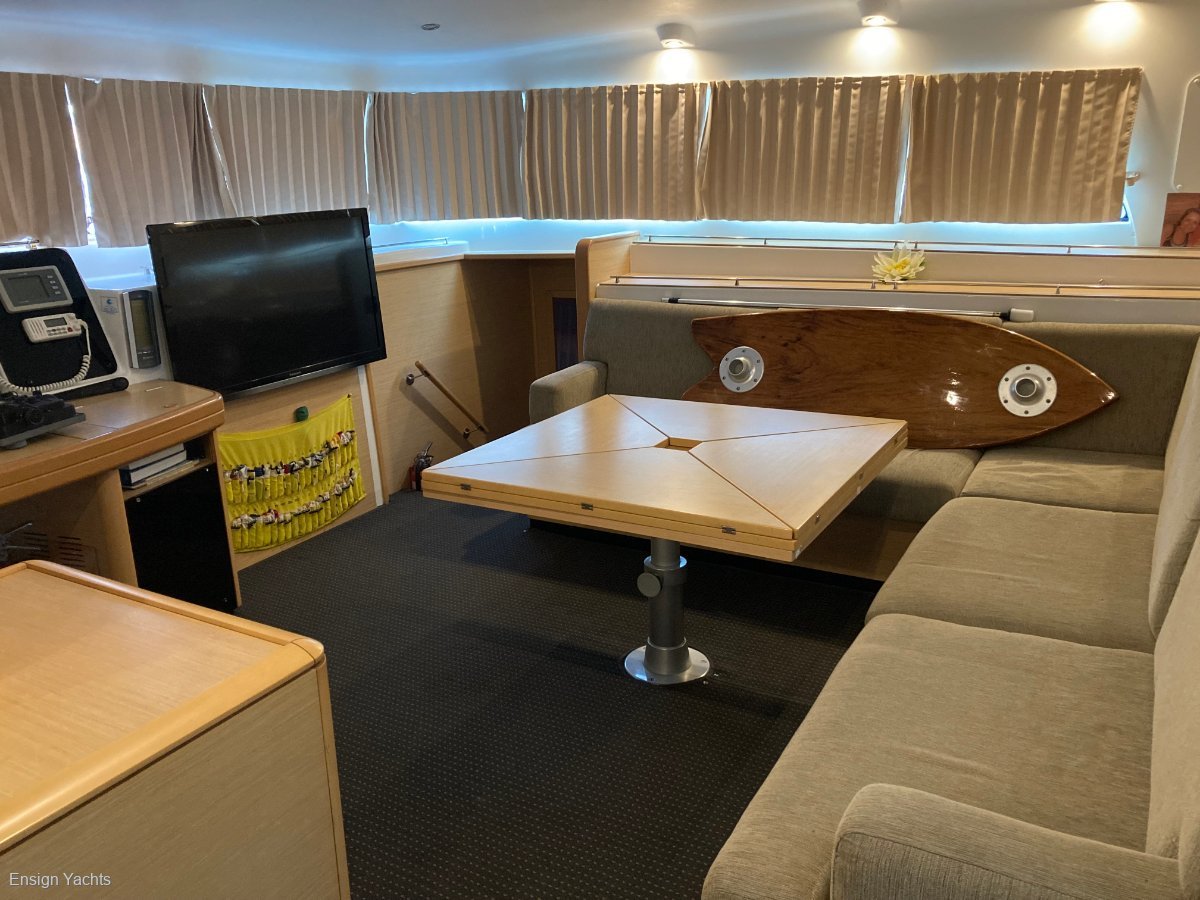 2009 LAGOON 500 CRUISER