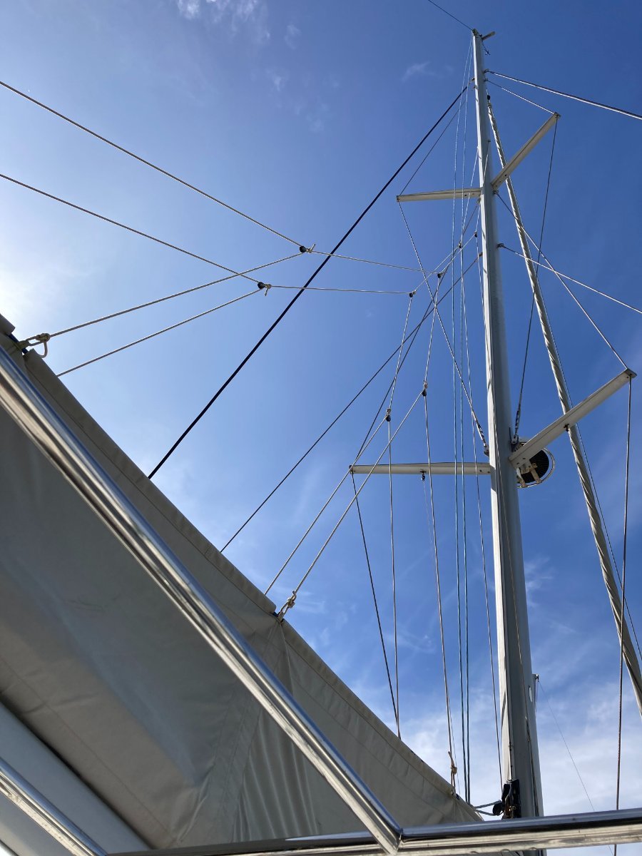 2009 LAGOON 500 CRUISER