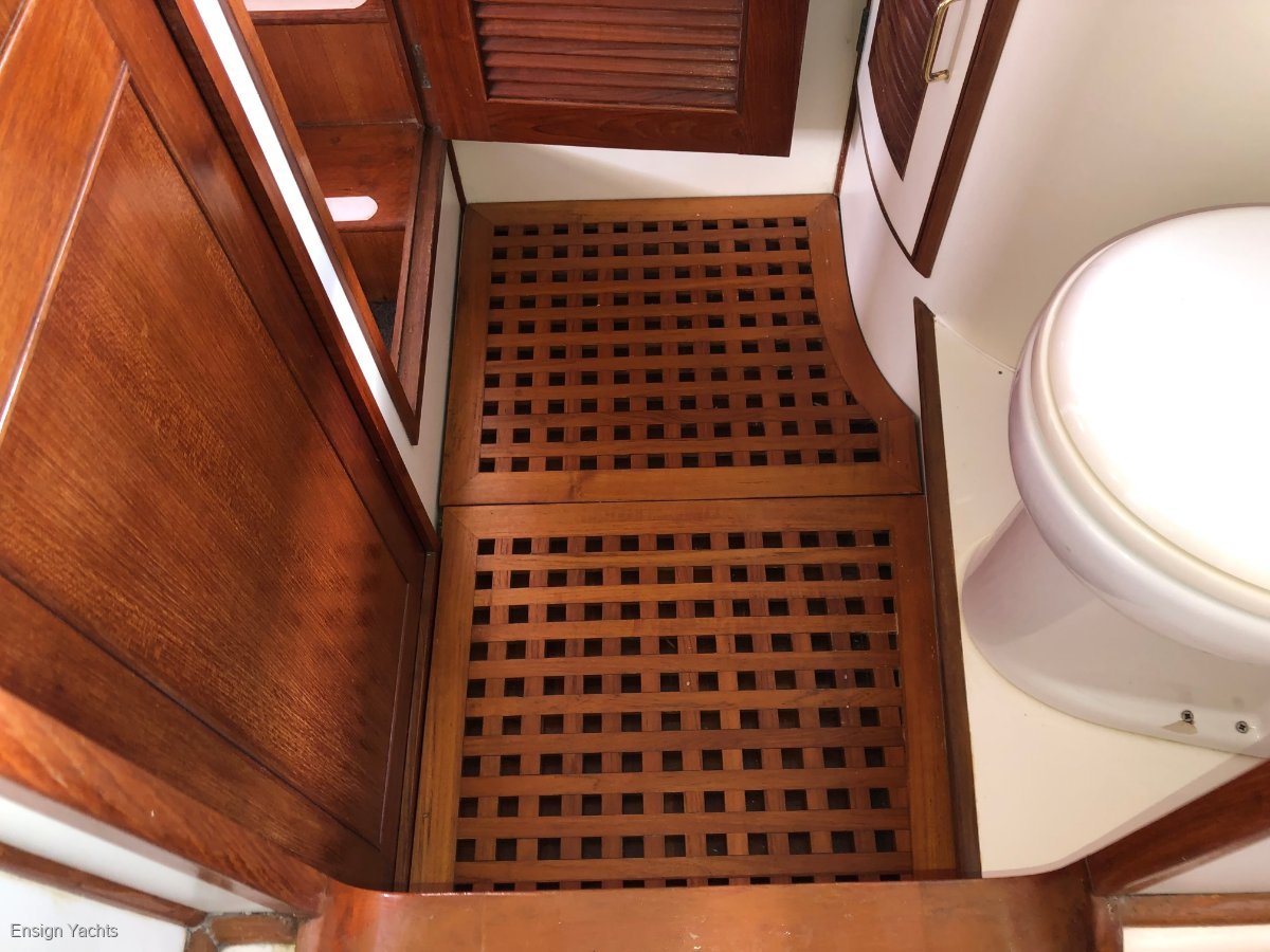 OCEAN ALEXANDER 55 PILOTHOUSE CRUISER