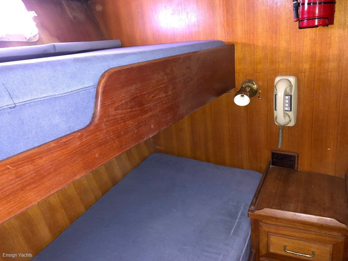 OCEAN ALEXANDER 55 PILOTHOUSE CRUISER