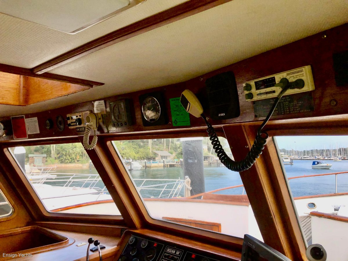 OCEAN ALEXANDER 55 PILOTHOUSE CRUISER